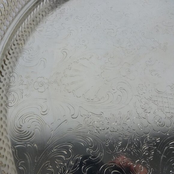Vintage Silverplate Round Serving Tray 15 inch Diameter Reticulated - Picture 5 of 11